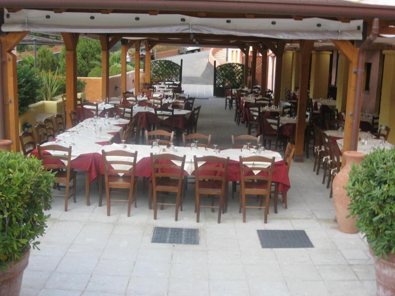 Sosventos Village Hotel Teulada Exterior foto